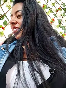 Emily Wane online show from 10, 9, 2025