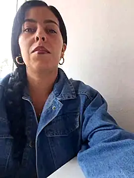 Snapshot of Emily_Wane chatting on 25, 5, 2026 Emily Wane online show from 25, 5, 2026