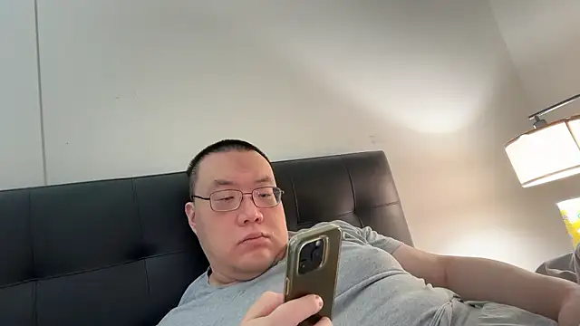 slaveasianboy online show from 31, 5, 2026