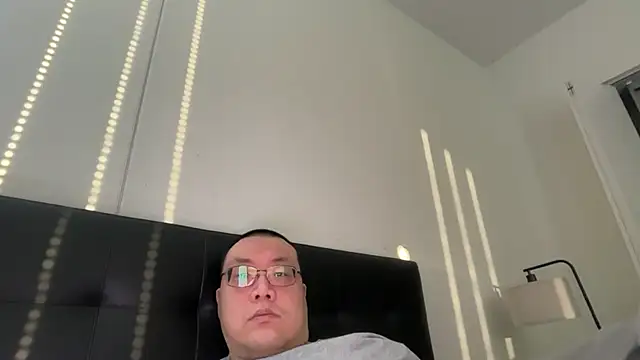 slaveasianboy online show from 26, 5, 2026