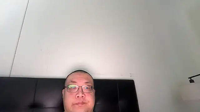 slaveasianboy online show from 11, 5, 2026