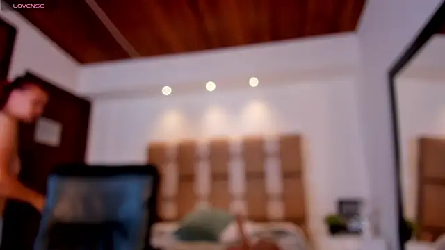 victoria mooree online show from 9, 9, 2025