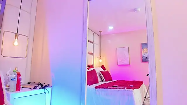 elizavenus online show from 13, 4, 2026