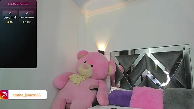 Snapshot of Emma_jamess chatting on 28, 2, 2025 Emma jamess online show from 28, 2, 2025