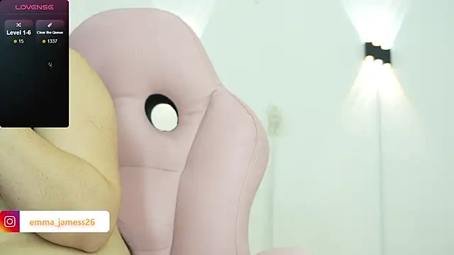 Emma jamess online show from 29, 3, 2026