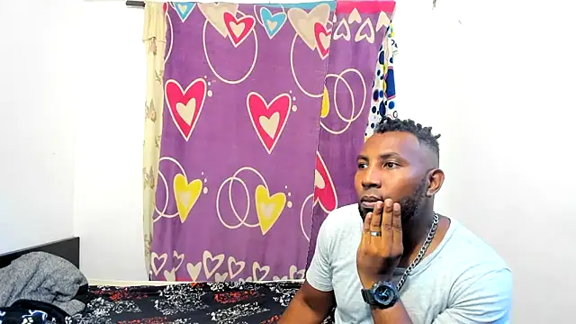 Snapshot of 1mateobigcook chatting on 28, 11, 2025 1mateobigcook online show from 28, 11, 2025