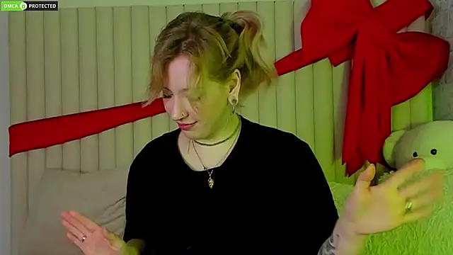 Snapshot of RachelCart chatting on 2, 2, 2026 RachelCart online show from 2, 2, 2026