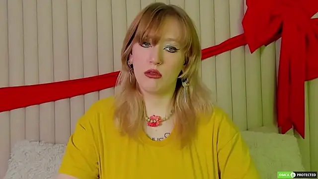 Snapshot of RachelCart chatting on 4, 7, 2026 RachelCart online show from 4, 7, 2026
