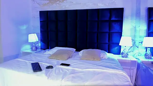 EVELIN MASON online show from 24, 9, 2025