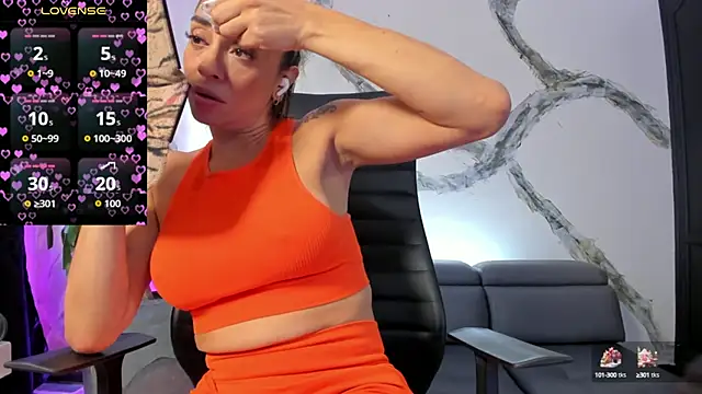 AnaRuiz online show from 11, 9, 2025