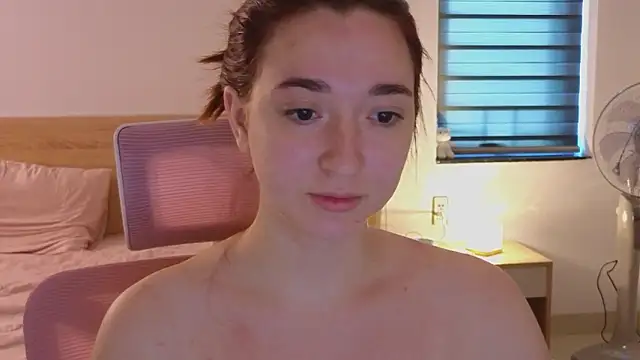 YasmineWest online show from 29, 3, 2026