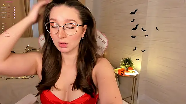 AnnikaAllison online show from 19, 10, 2025