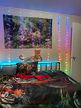 Snapshot of fatfabulous1981 chatting on 12, 9, 2025 fatfabulous1981 online show from 12, 9, 2025