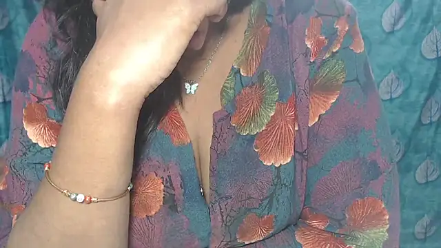 Sophia your online show from 23, 12, 2025