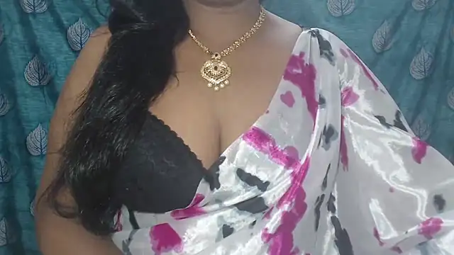 Sophia your online show from 6, 11, 2025