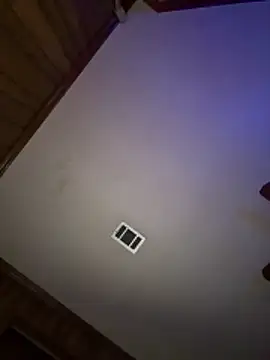 whoremeout online show from 11, 3, 2026