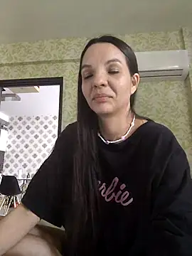 Snapshot of samilux5 chatting on 10, 9, 2025 samilux5 online show from 10, 9, 2025