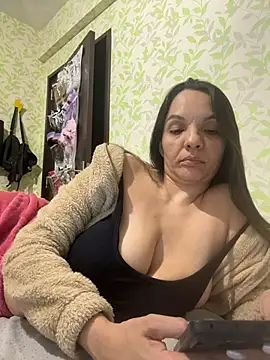 Snapshot of samilux5 chatting on 7, 11, 2025 samilux5 online show from 7, 11, 2025