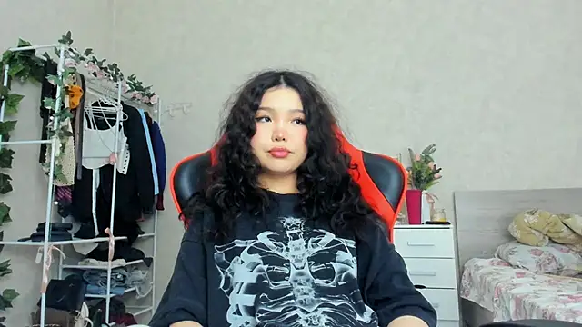 wastforu online show from 17, 2, 2025