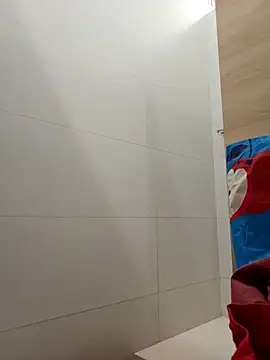 Snapshot of LongUKMakeYouSquirt chatting on 17, 9, 2025 LongUKMakeYouSquirt online show from 17, 9, 2025