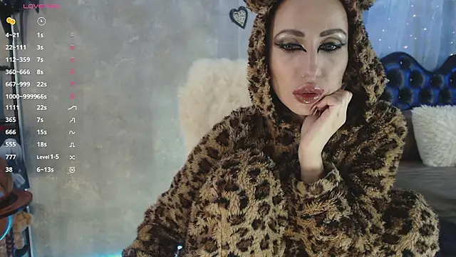 MeganLuxstar online show from 28, 3, 2026