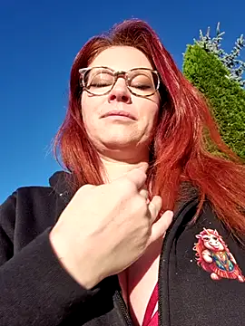 die-EinHORNY-WG online show from 15, 9, 2025