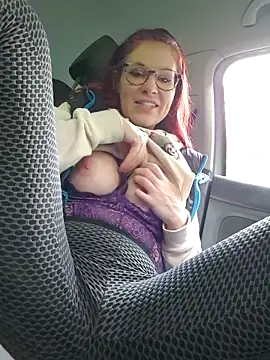 die-EinHORNY-WG online show from 29, 9, 2025