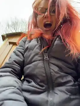 die-EinHORNY-WG online show from 17, 3, 2026