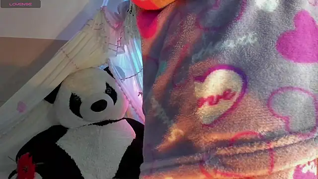 Lilithsabeth online show from 4, 11, 2025