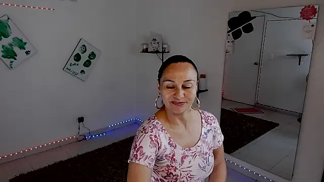 lollita 23  online show from 13, 11, 2025