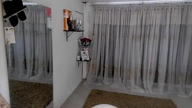 lollita 23  online show from 3, 11, 2025