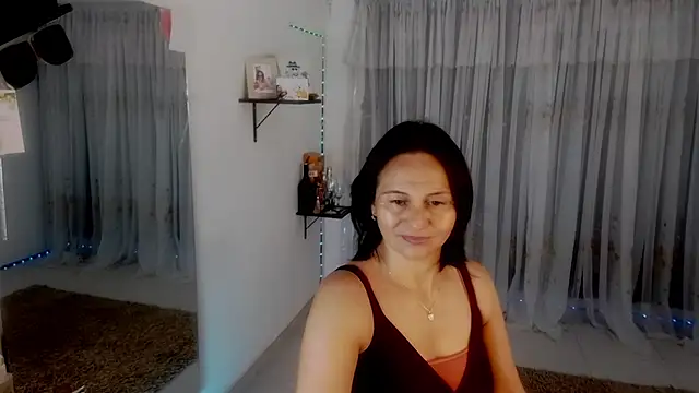 lollita 23  online show from 18, 11, 2025