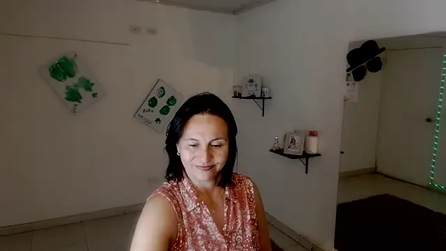 lollita 23  online show from 17, 11, 2025