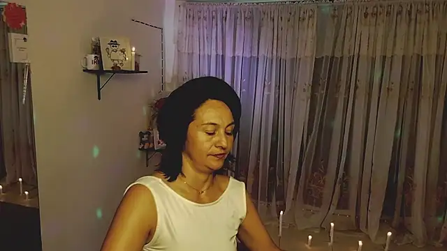 lollita 23  online show from 18, 10, 2025