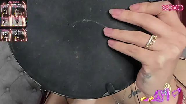  Scarlett 01 online show from 17, 11, 2025