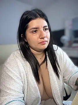 Snapshot of horny_roomiess chatting on 9, 10, 2025 horny roomiess online show from 9, 10, 2025