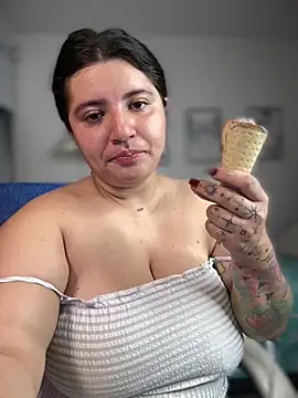 horny roomiess online show from 28, 3, 2026