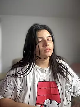 Snapshot of horny_roomiess chatting on 4, 10, 2025 horny roomiess online show from 4, 10, 2025