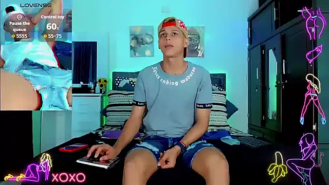 Liamscott  online show from 5, 10, 2025