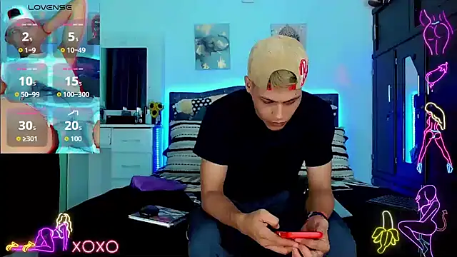 Liamscott  online show from 6, 10, 2025