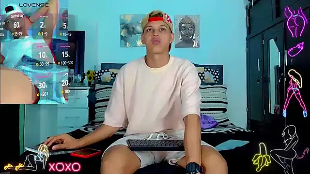 Liamscott  online show from 7, 10, 2025