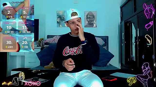 Liamscott  online show from 28, 9, 2025