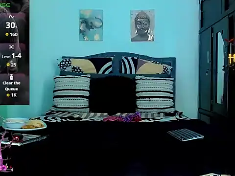 Liamscott  online show from 12, 10, 2025