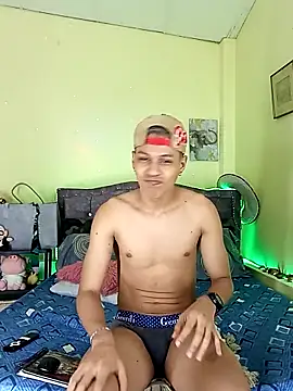 Liamscott  online show from 28, 3, 2026