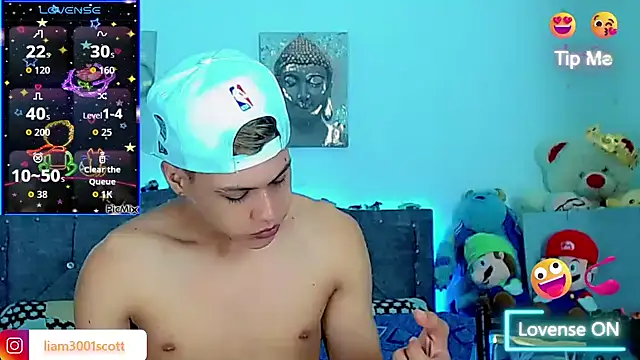 Liamscott  online show from 20, 11, 2025