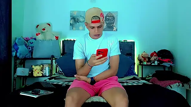 Liamscott  online show from 15, 3, 2026