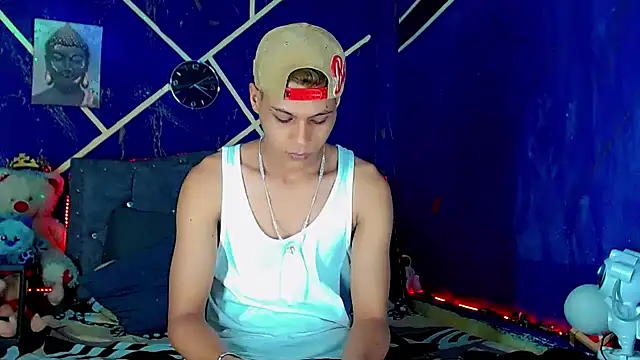 Snapshot of Liamscott_ chatting on 9, 6, 2026 Liamscott online show from 9, 6, 2026