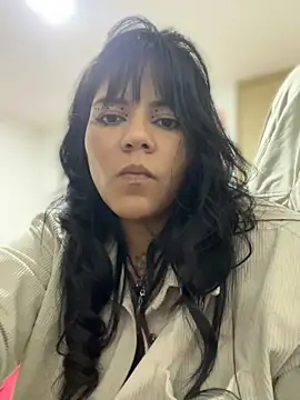 JulianaCastillo online show from 10, 9, 2025