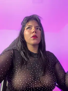 JulianaCastillo online show from 27, 2, 2025