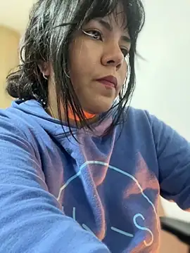 JulianaCastillo online show from 23, 9, 2025